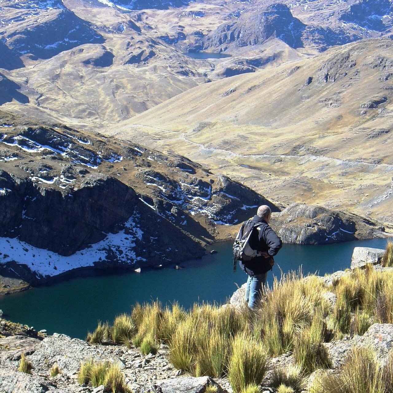 Stunning view of the lagoon from Pico Tunari